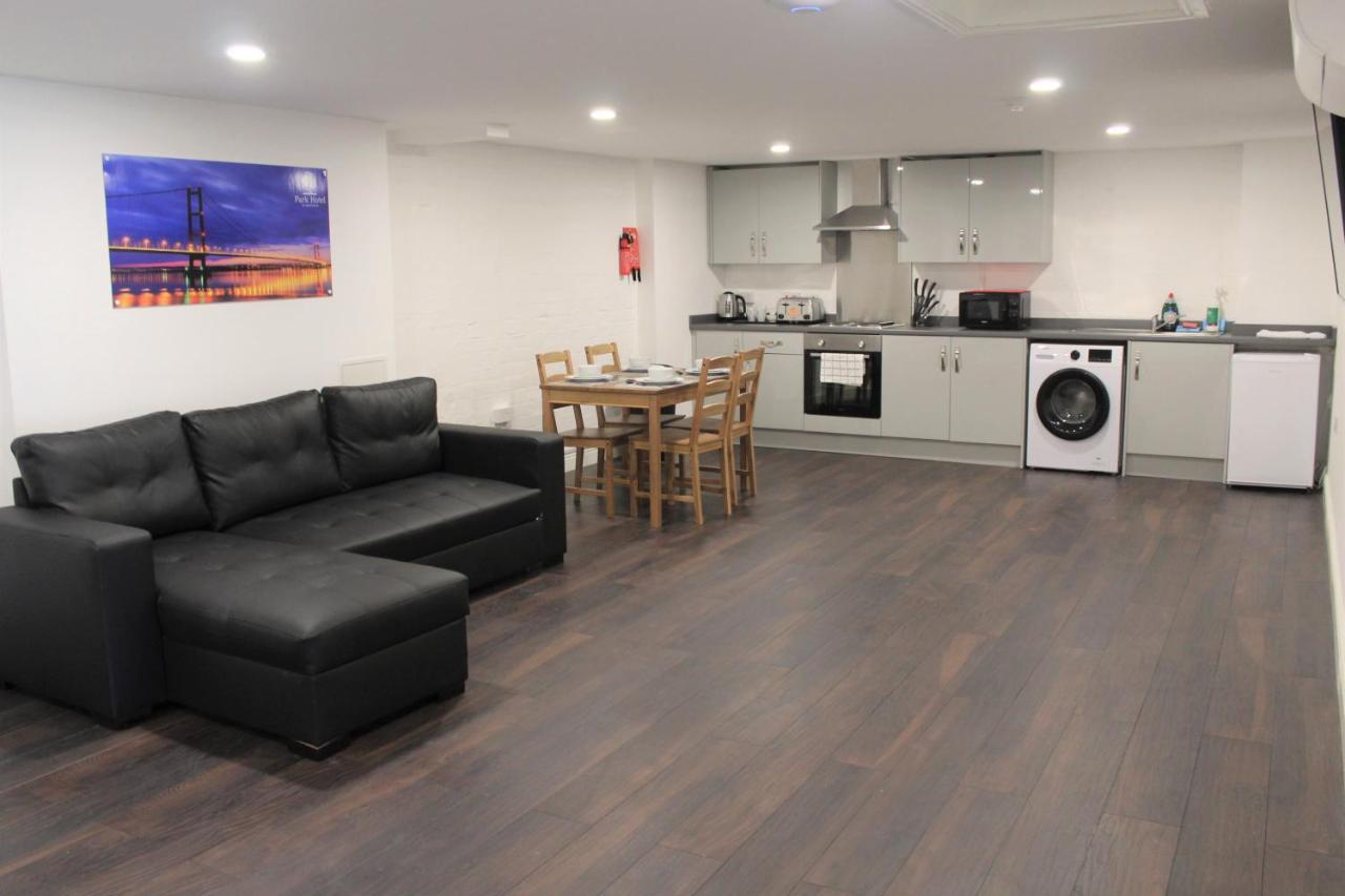 Park Apartments Кингстън ъпон Хъл Екстериор снимка
